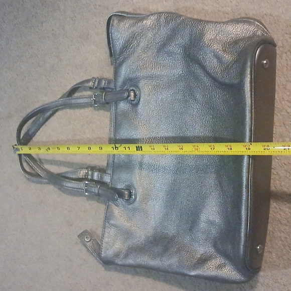 Michael Kors Purse Tote - Picture 7 of 7